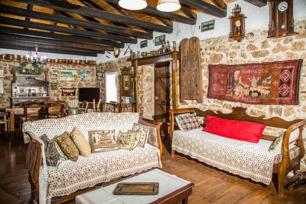 Вілла Pontinos Old House Мілої Екстер'єр фото
