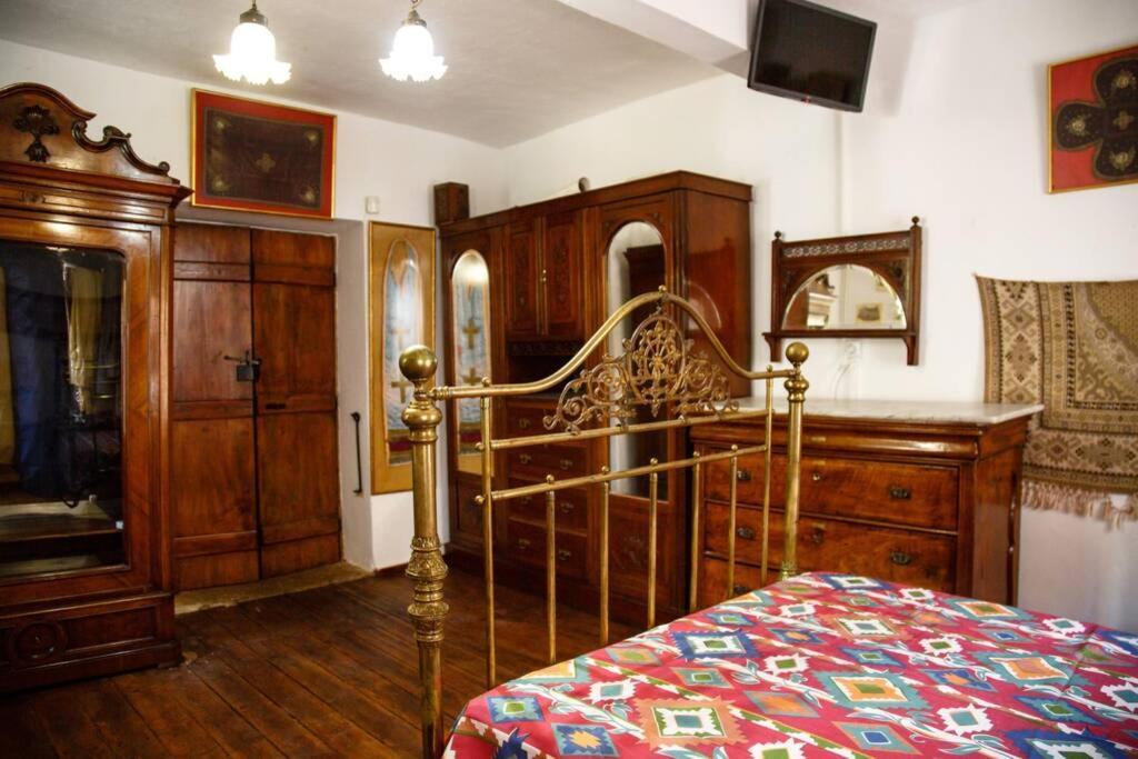 Вілла Pontinos Old House Мілої Екстер'єр фото