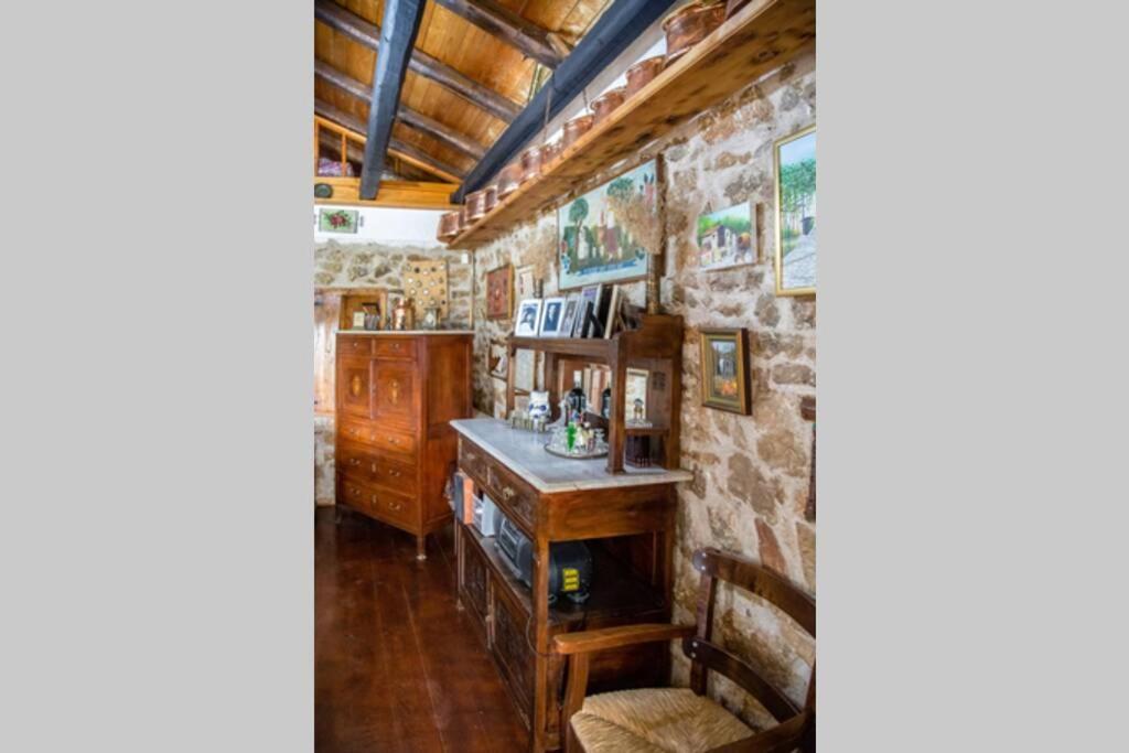 Вілла Pontinos Old House Мілої Екстер'єр фото